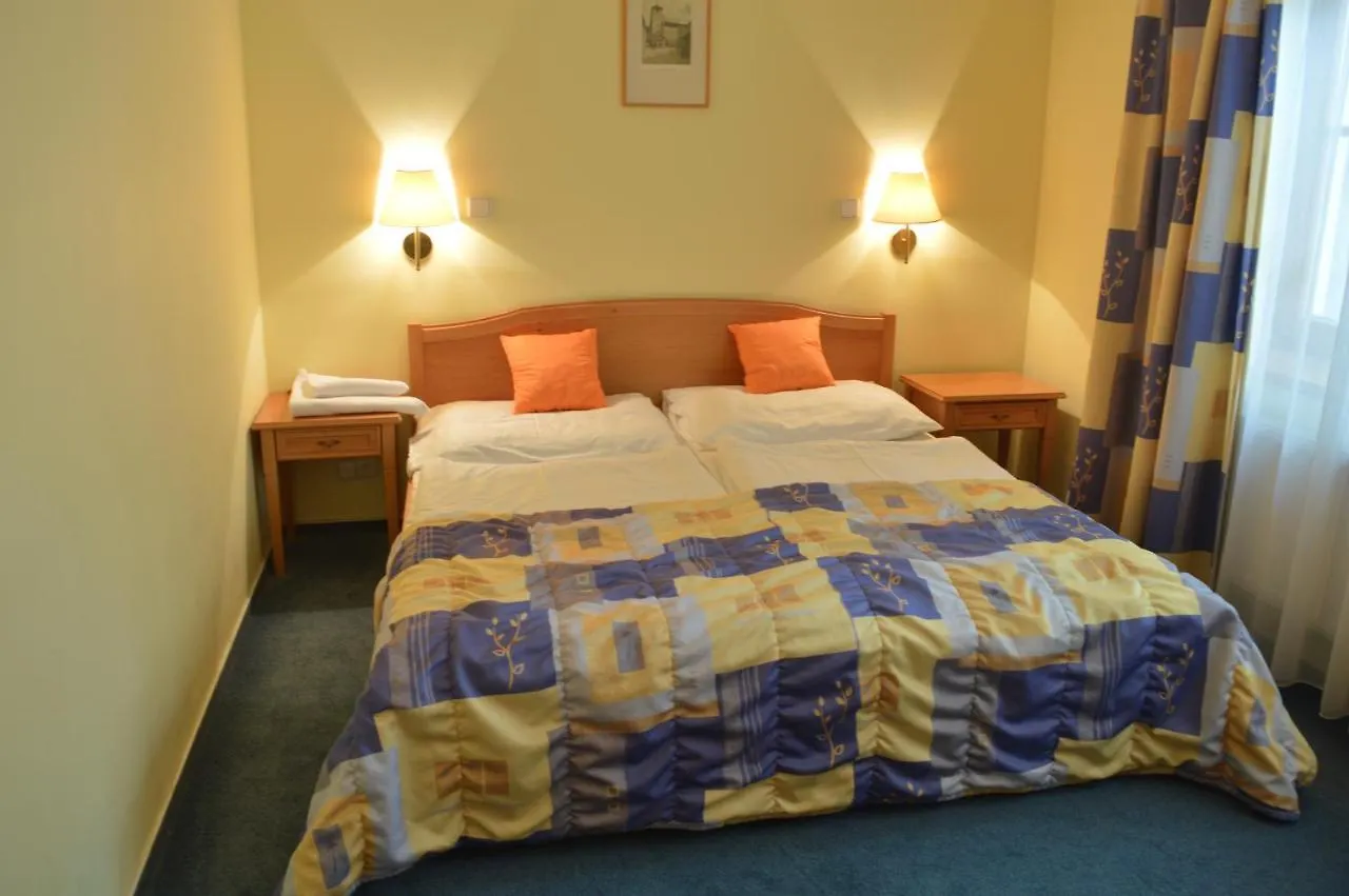 פראג Residence Slezska 26