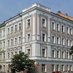 Отель Machova, Прага